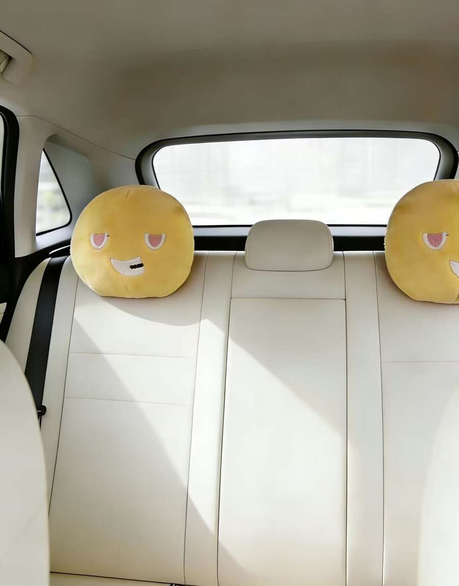 1pcs Stylish Car Headrest Pads - Interior Design Emoji 评论和价格